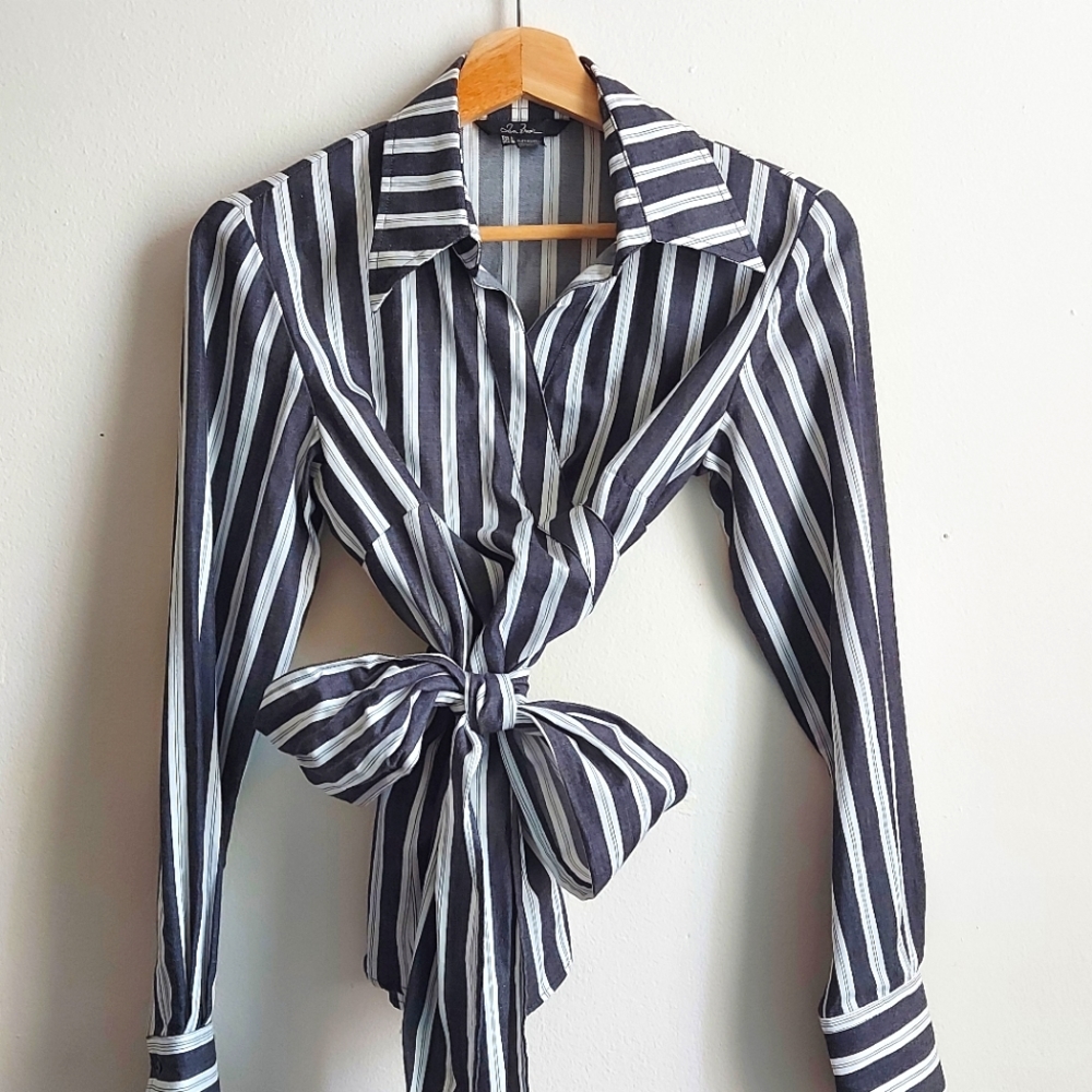 Dark grey and white striped wrap top